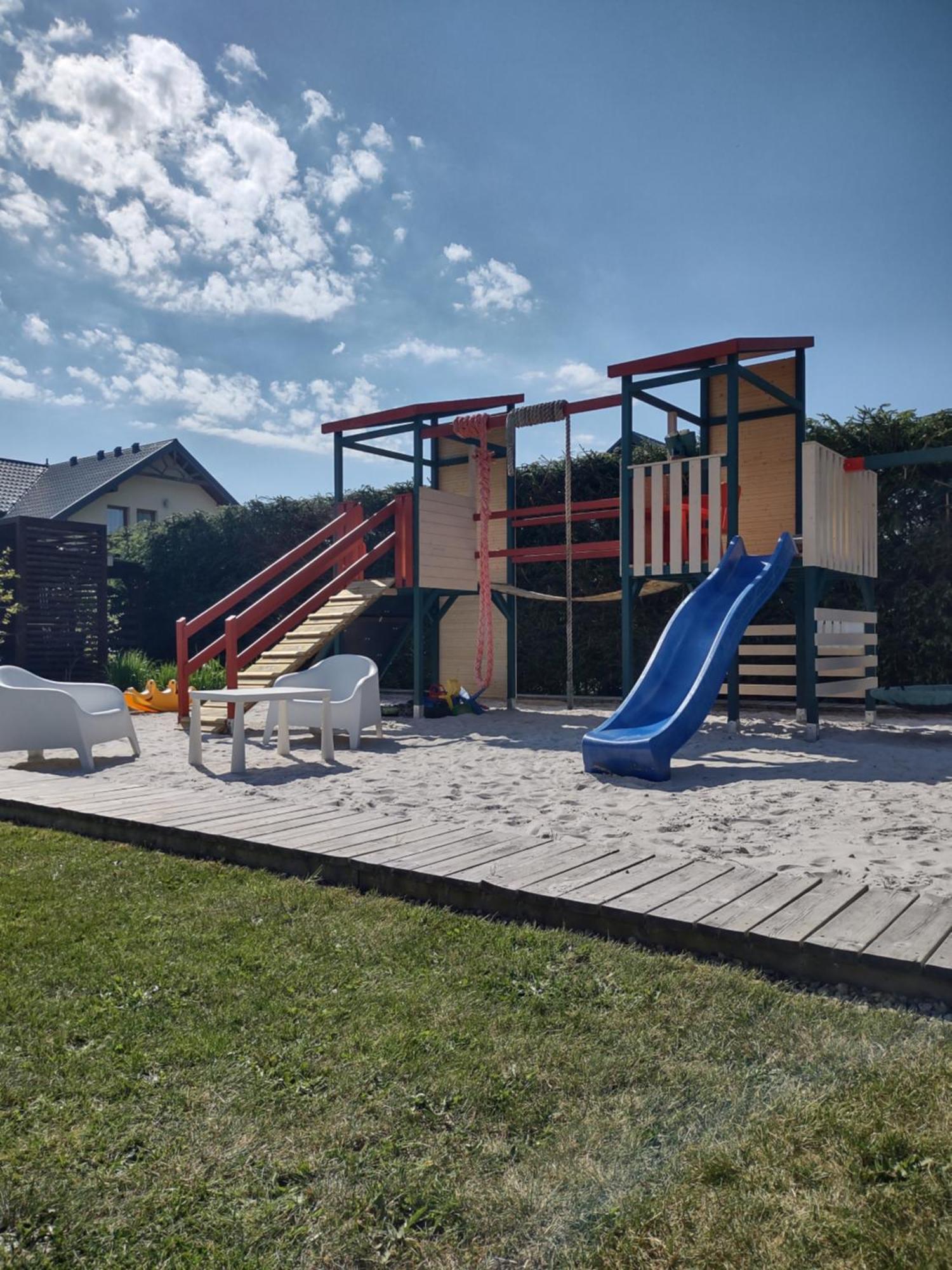 Villa Cork Dębki Exteriér fotografie